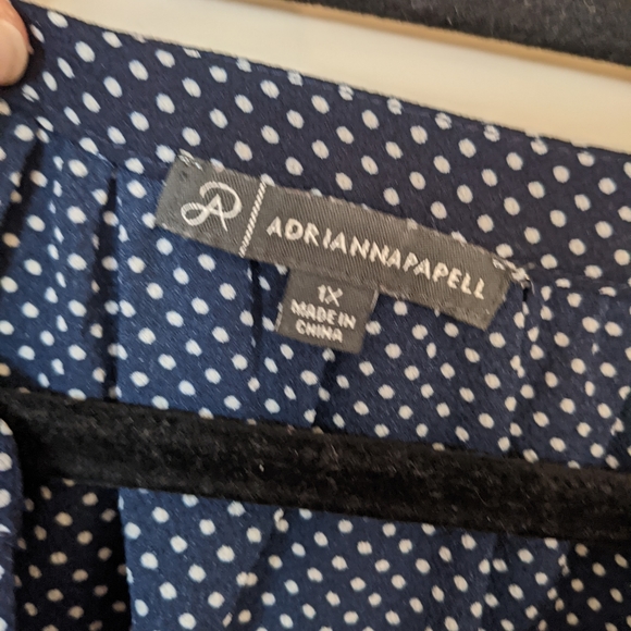 Adrianna Papell Navy Blue Polka Dot Sheer Tank Top Blouse Size 1X ❤️😎🌞 - Picture 2 of 6